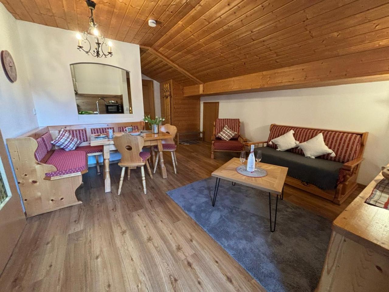 Ferienwohnung Bergfrieden Krün Oda fotoğraf